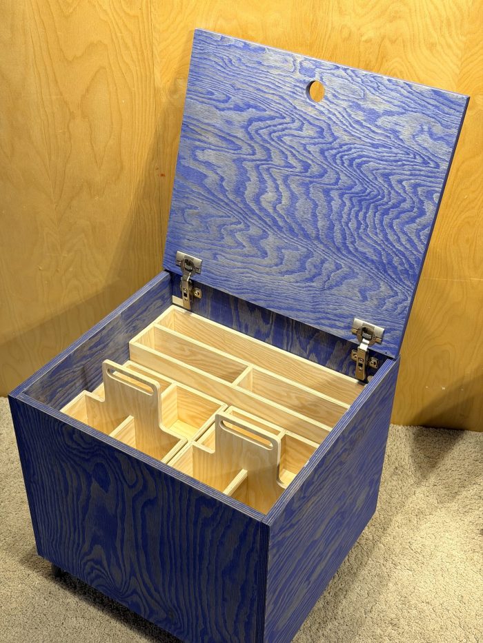 Eikesdal møbelmakeri